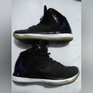Space Jams Jordan 11
